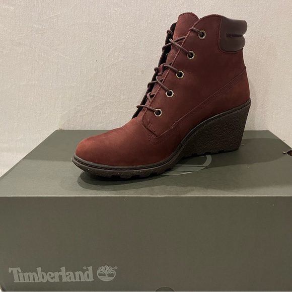 Timberland Amston Burgundy Dark Red Wedge Ankle Boots - Picture 2 of 6
